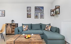 Szczecinski Apartament Kwiatkowskiego W Spokojnej Okolicy By Noclegi Renters
